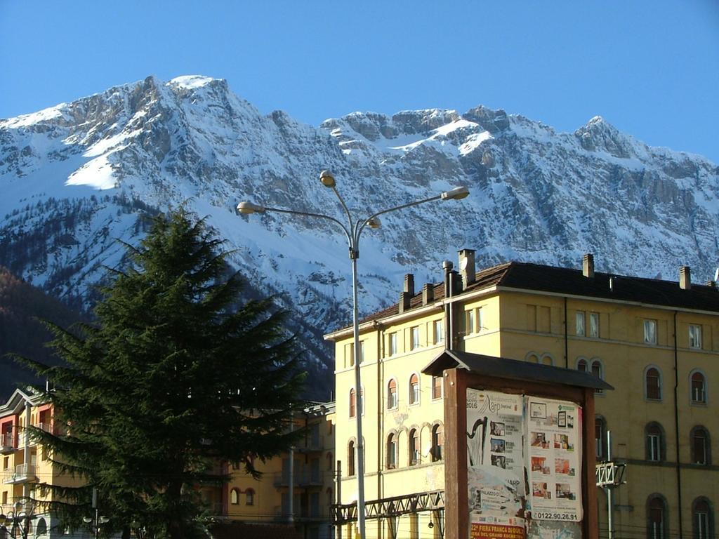 Hotel Sommeiller Bardonecchia Ngoại thất bức ảnh